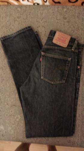 Джинсы Levis  W32 L34. Б/у