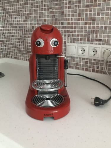 Кофе машина Nespresso