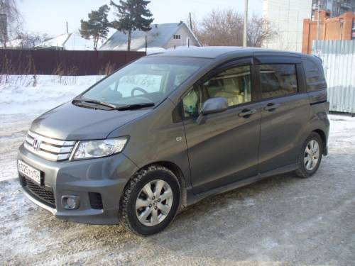  › Модель ­ Honda Freed Spike