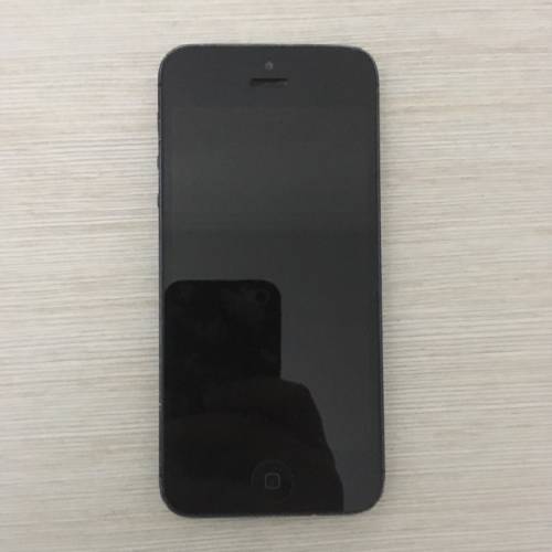 Продам IPhone 5