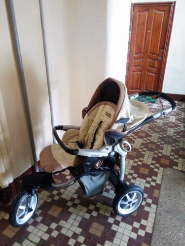 Продаю коляску Peg-perego