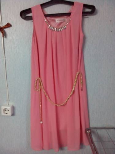 продам платье нежно-розового цвета