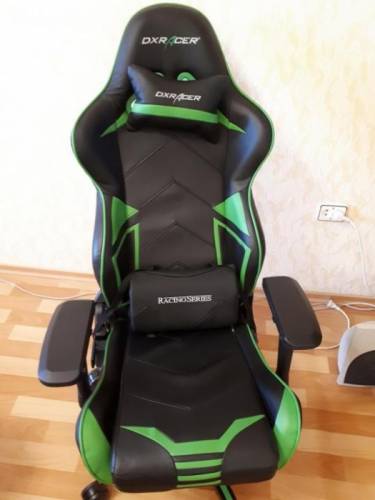 Компьютерное кресло DXRacer