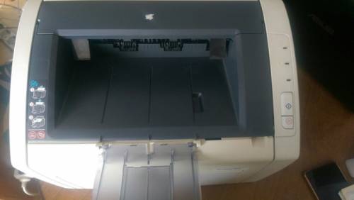 Лазерный Принтер HP LaserJet1022 