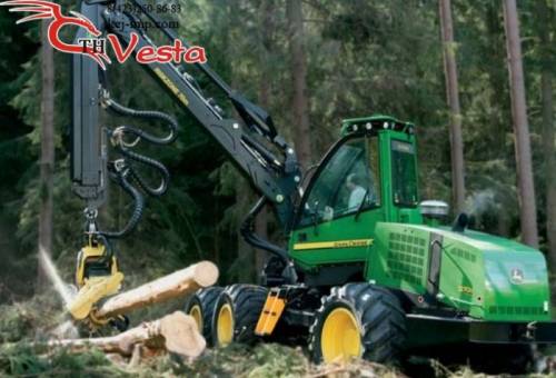 Харвестер John Deere 1270D 2006 года выпуска.