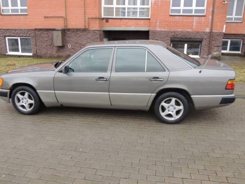  › Модель ­ Mercedes-Benz  W124