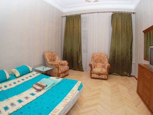 1- комнатная квартира в центре Москвы.