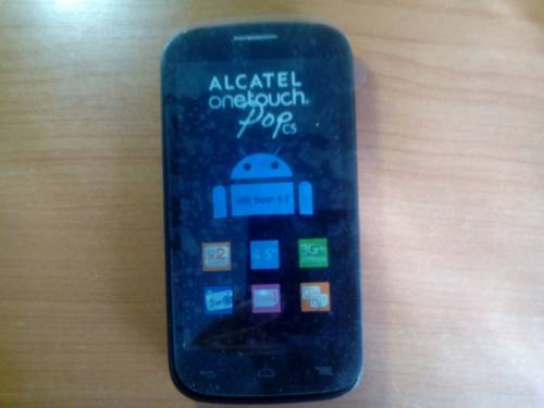 Сенсорный телефон Alcatel