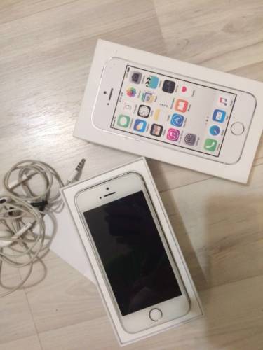 Продаю iPhone 5s на 16 gb 