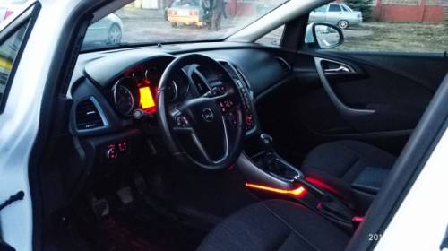  › Модель ­ Opel Astra J