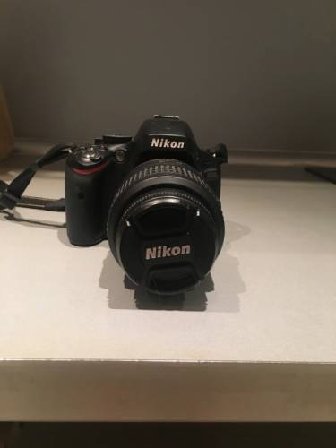 Продаю профессиональный фотоаппарата NikonD5100