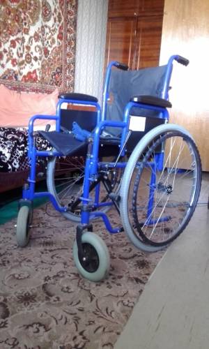 Инвалидное кресло продам