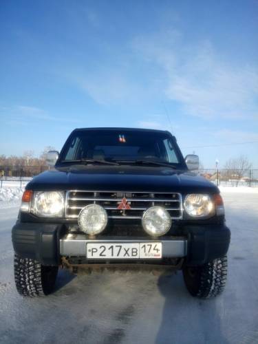  › Модель ­ Mitsubishi Pajero 