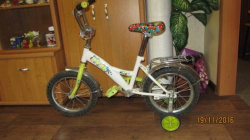 велосипед детский четырёхколёсный