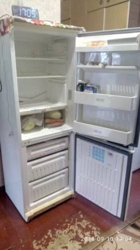 холодильник продам бу