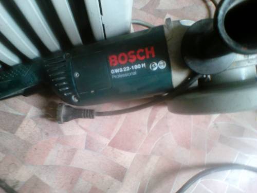 Продаю болгарку (УШМ)Bosch GWS22-180H