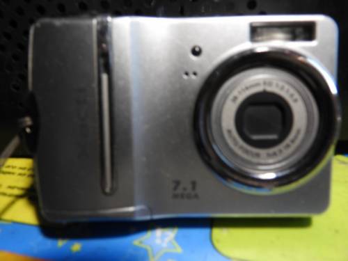 	 Продам, цифровая мини фото камера Sanyo vpc-S70ex Xacti