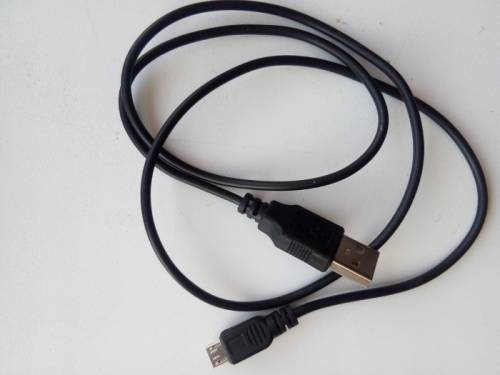 2 кабеля USB