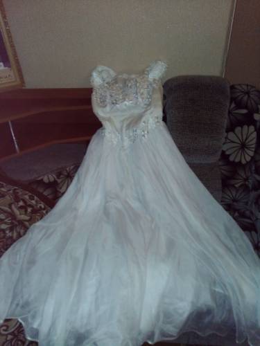Свадебное платье бу , один раз