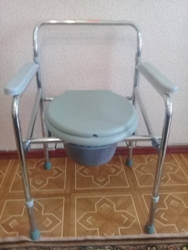 кресло - туалет  складной новый