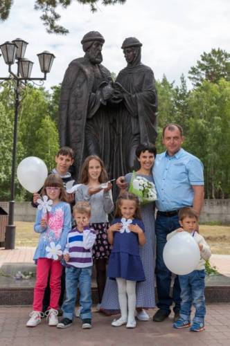 Приму в дар микроавтобус 