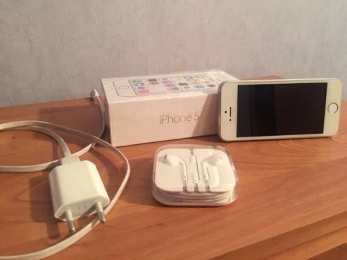 Продам iPhone 5S