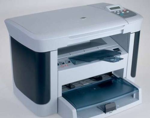 Лазерное Мфу HP LaserJet M1120 mfp c новым картриджем.