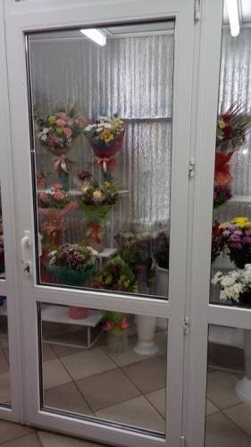 продам холодильник для живых цветов
