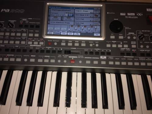 Korg pa 900