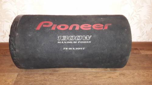 Продам сабвуфер Pioneer с усилителем и ориг. проводами
