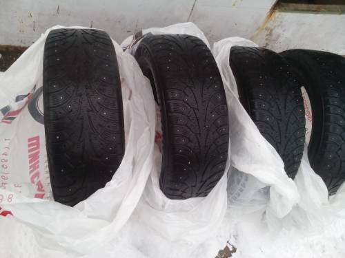 Продаю б/у шипованную резину Hankook Winter i*Pike 