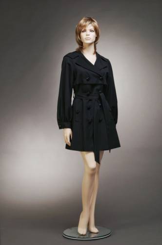 Стильное двубортное черное пальто  из тонкой шерсти (Эскада)