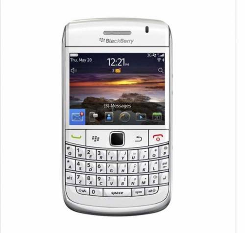 Телефон  Blackberry bold 9780 White