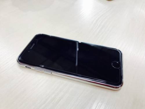 Продам iPhone 6