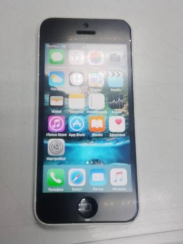 Продам IPhone 5C 