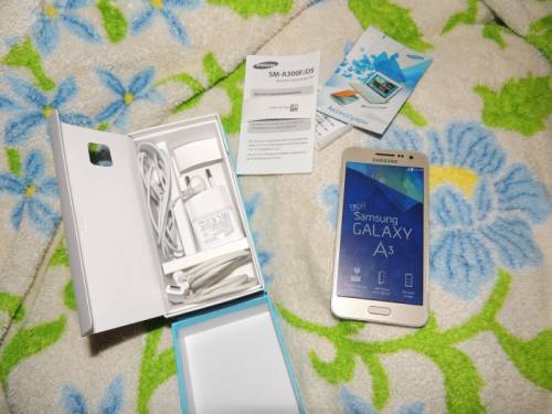 Samsung Galaxy A3  Gold   4G LTE, LTE-A Cat. 4