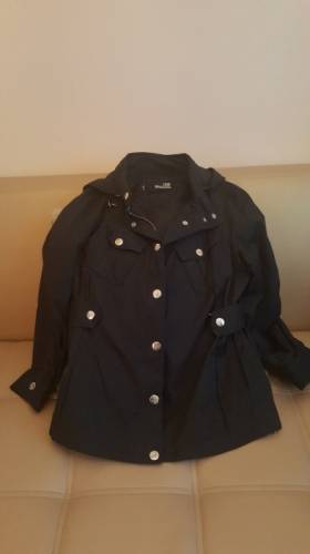 Куртка с капюшоном.Moschino.Италия.р-р42-44