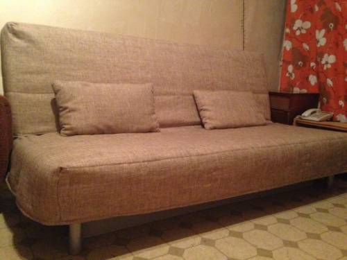 Продаю трехместный диван-кровать