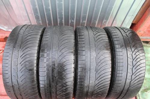 235/45 R19 Michelin Pilot Alpin PA 4