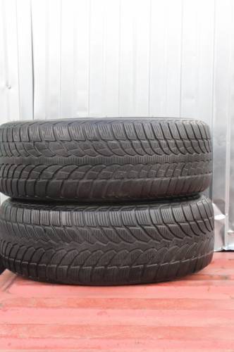 205/45 R17 Bridgestone Blizzak LM 25