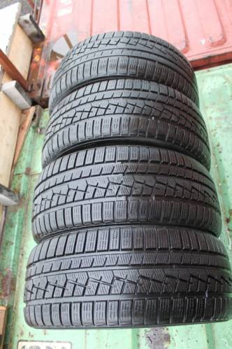 235/60 R18 Yokohama W.drive V902