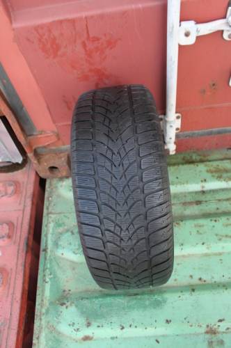 225/40 R18 Dunlop SP Winter Sport 4D