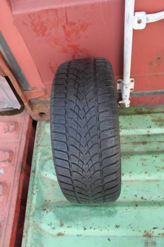 245/45 R17 Dunlop SP Winter Sport 4D