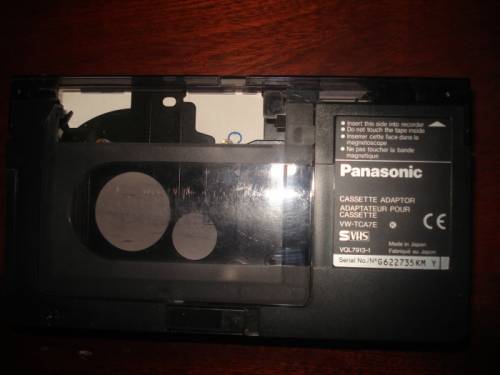 Кассетный адаптер Panasonic VHS-C