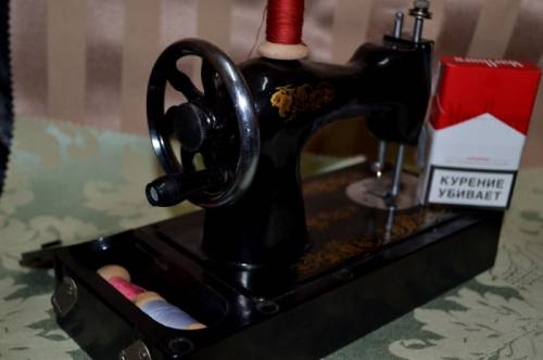 Швейная машинка (игрушка) 1950гг, завода Автоприбор