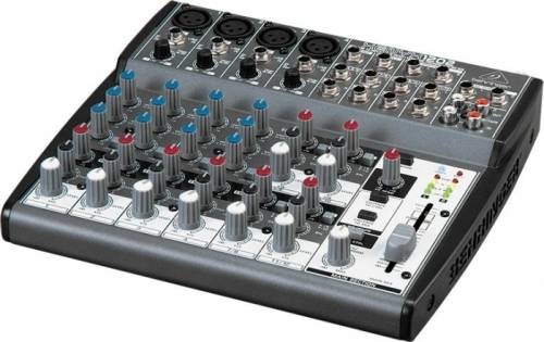 Путьт микшерный Behringer 1202 