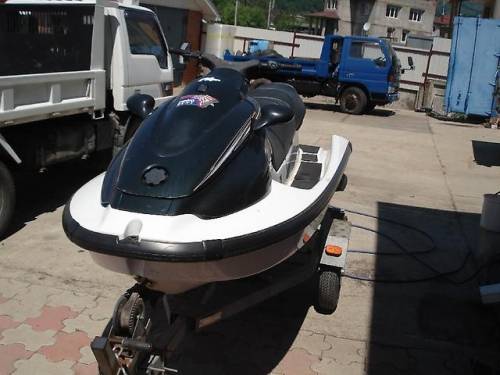 Продам гидроцикл Yamaha WAVE Runner 1200XL