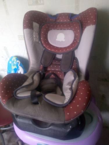 продаю  детское кресло