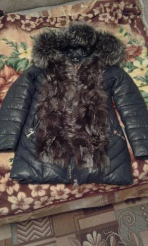 Продам женскую-зимнюю куртку