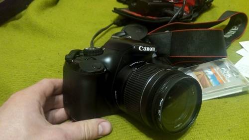 Продам Canon EOS 1100d